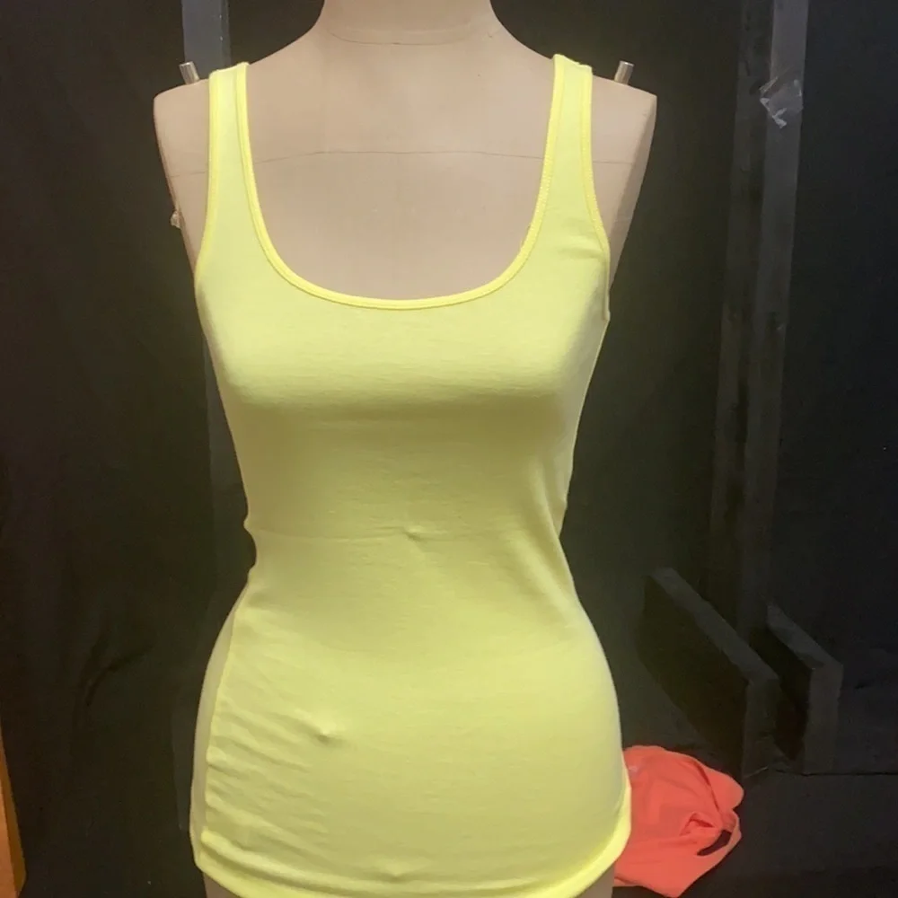 (2) LOFT XS tank bundle Salmon and yellow